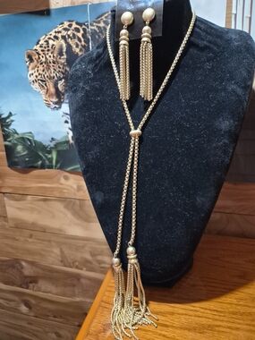 Gold Matte  Tassel Lariat Necklace and Earring Set